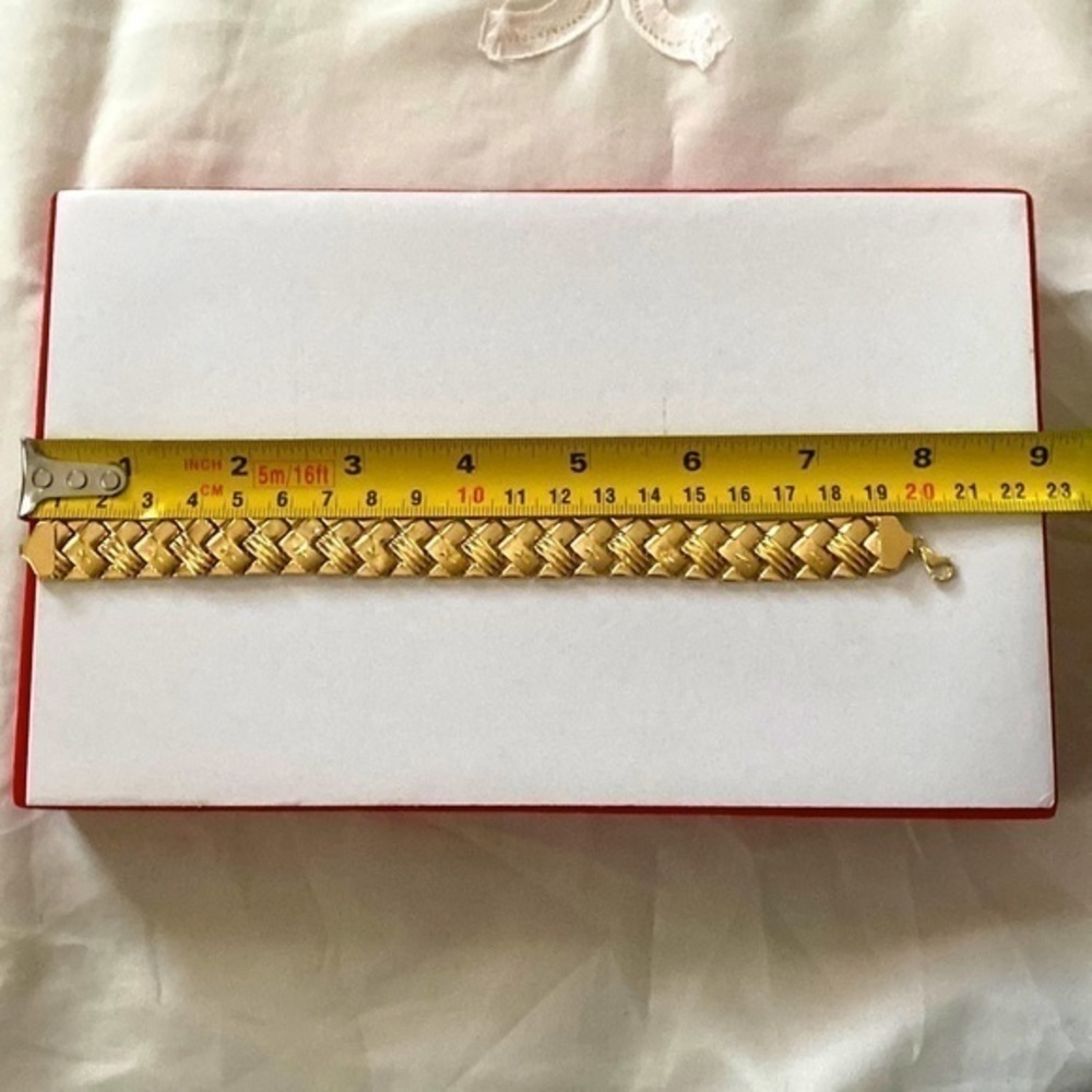 Gold Braclet “star” solid yellow gold unisex white tag beautiful piece . - Picture 6 of 8